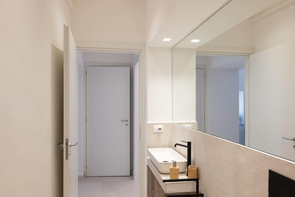 Collegiata Apartment - Catania Downtown Exterior photo