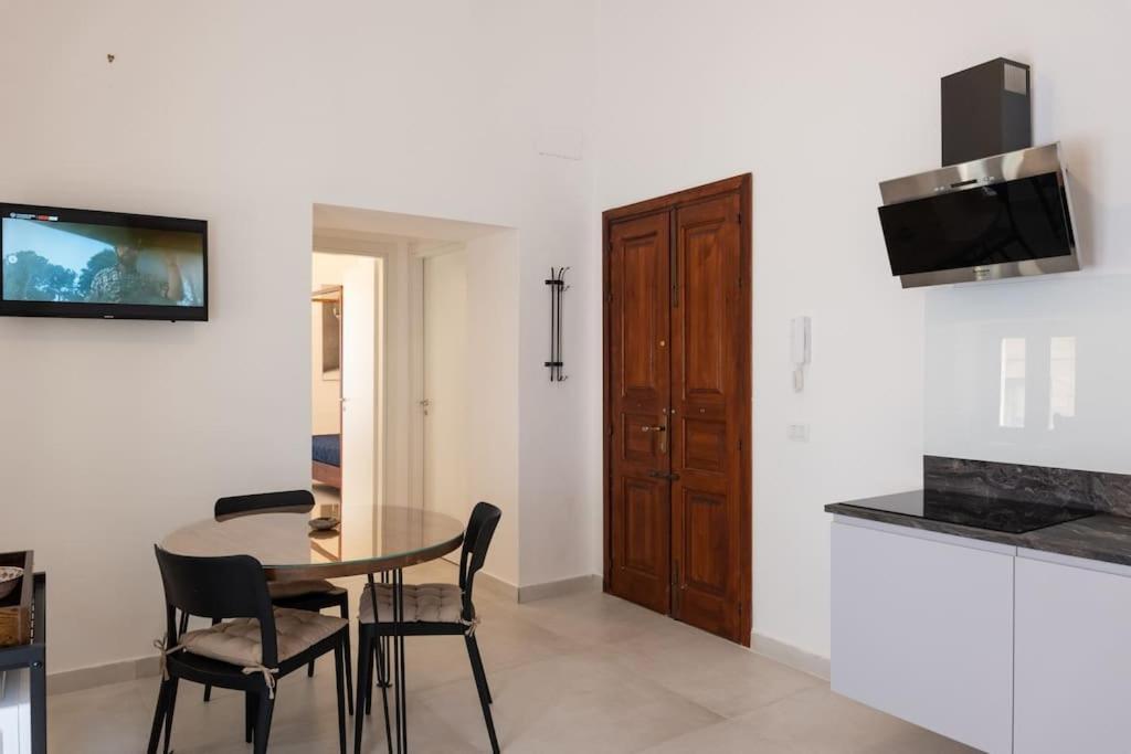Collegiata Apartment - Catania Downtown Exterior photo